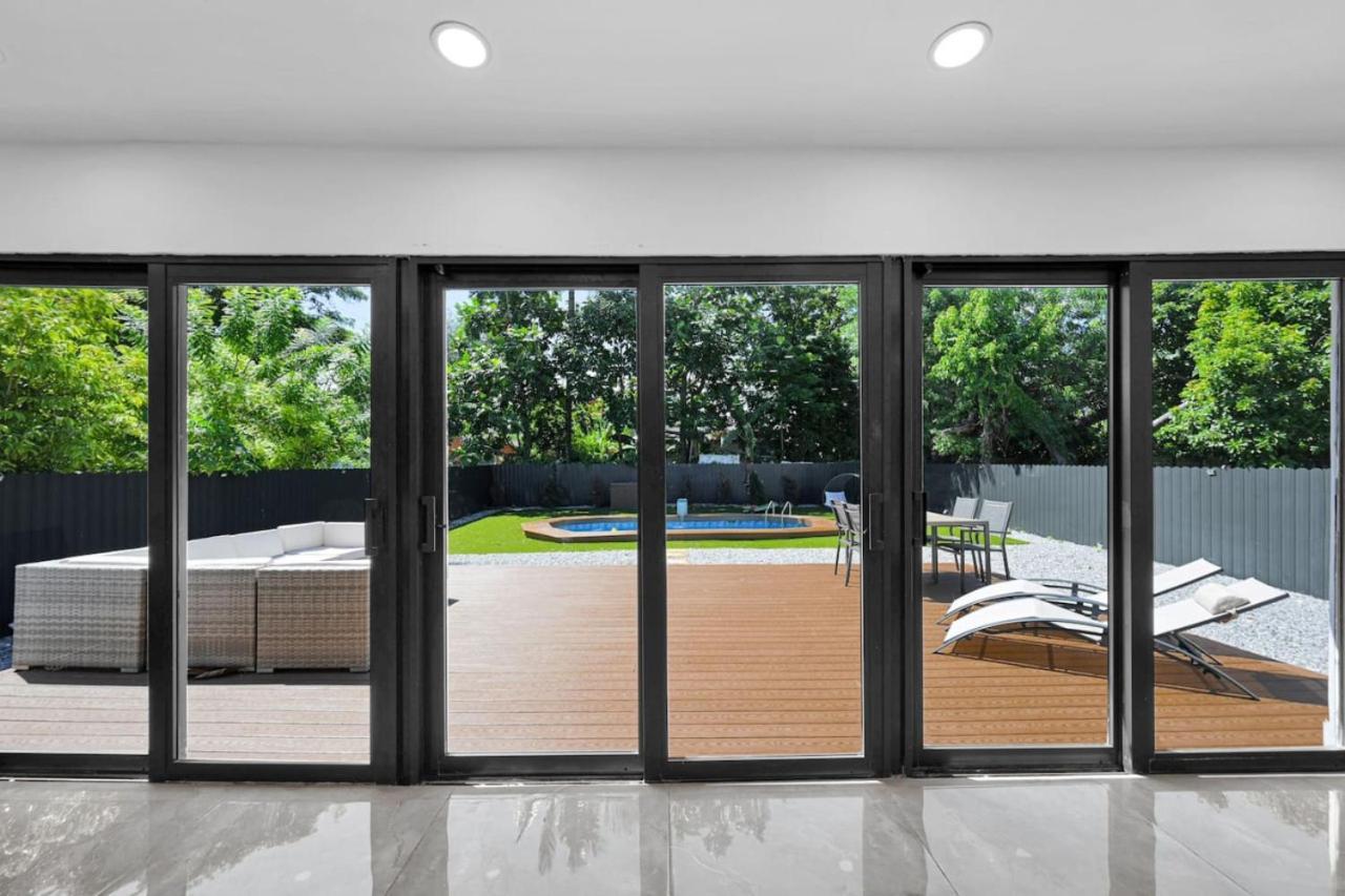Villa Lux Modern 4br With Pool Miami