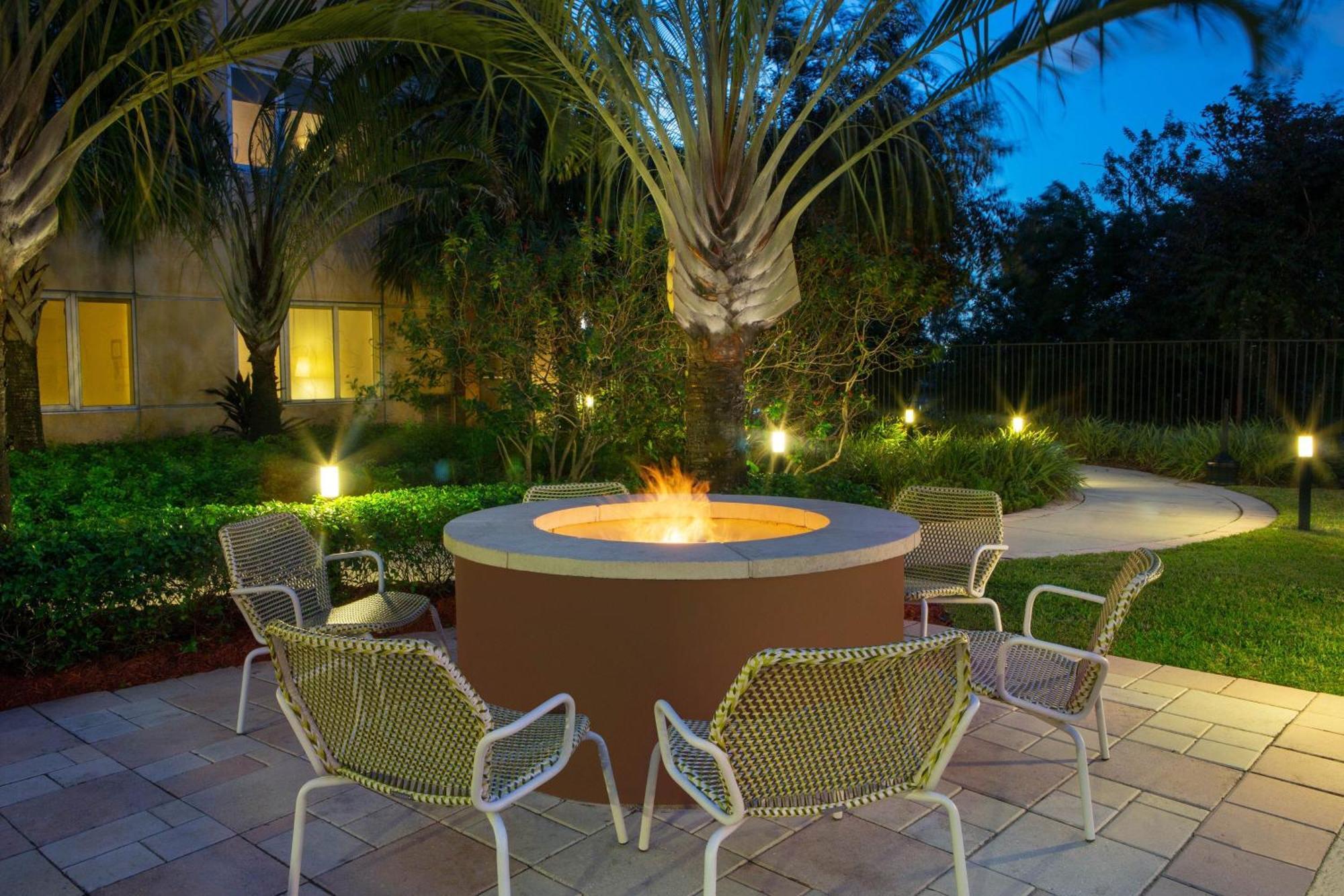 Element Miami International Airport Hotel