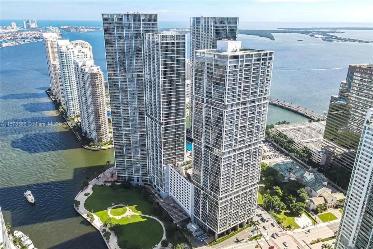Charming Ocean View 2br 1ba Icon Brickell