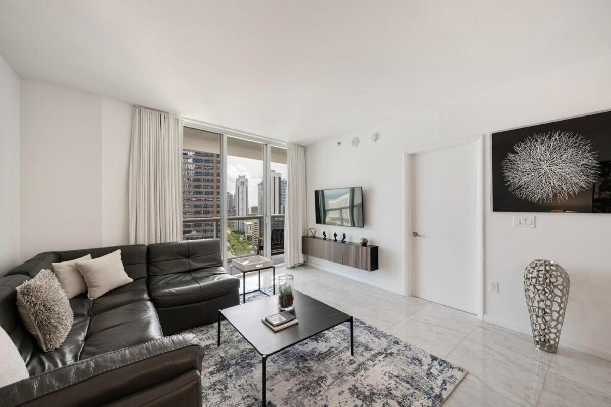 Charming Ocean View 2br 1ba Icon Brickell *