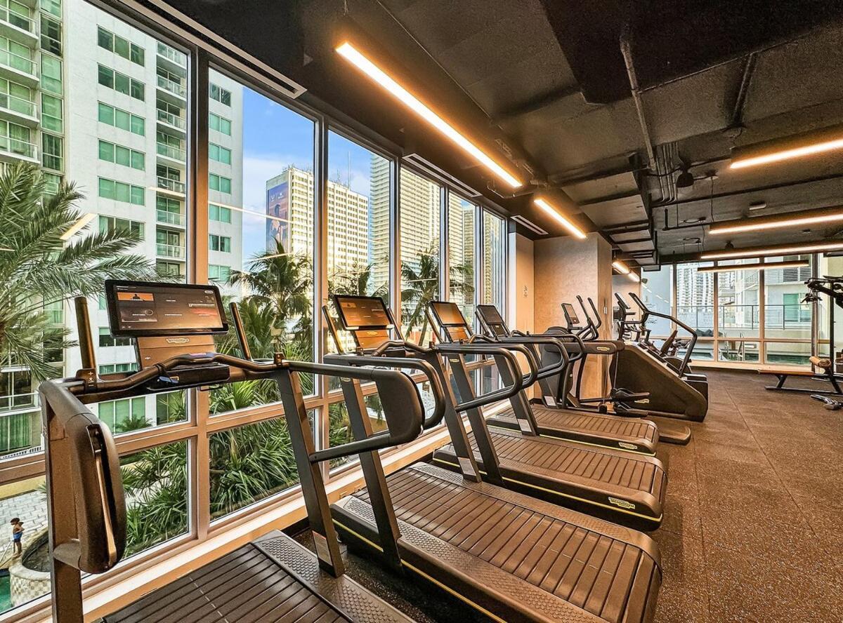 Apartment Stylish Tropical Chic 2-bedroom In Downtown Miami