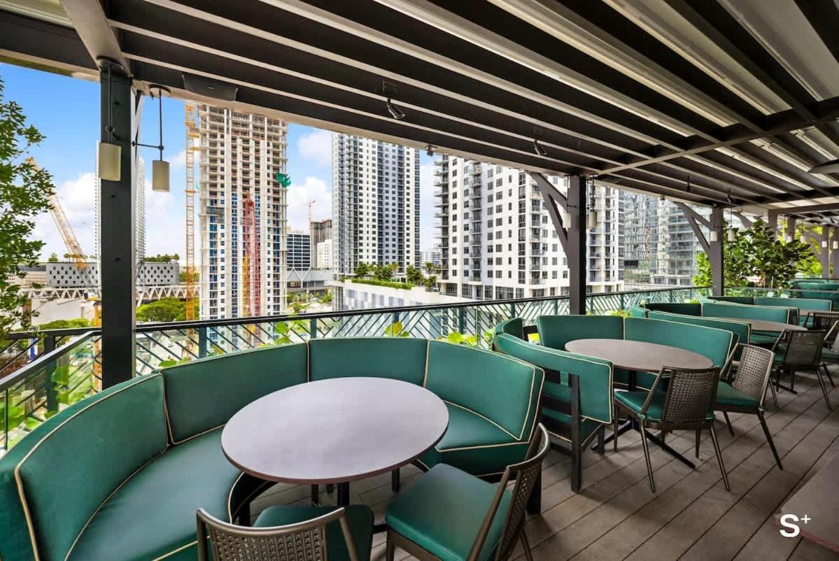 Sky High Sleek In The Heart Of The * Miami