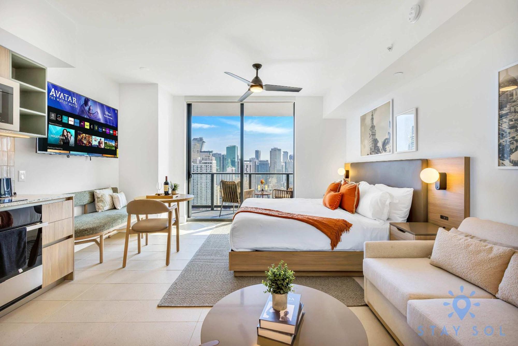 Lovely - Pool & Gym Apartment *