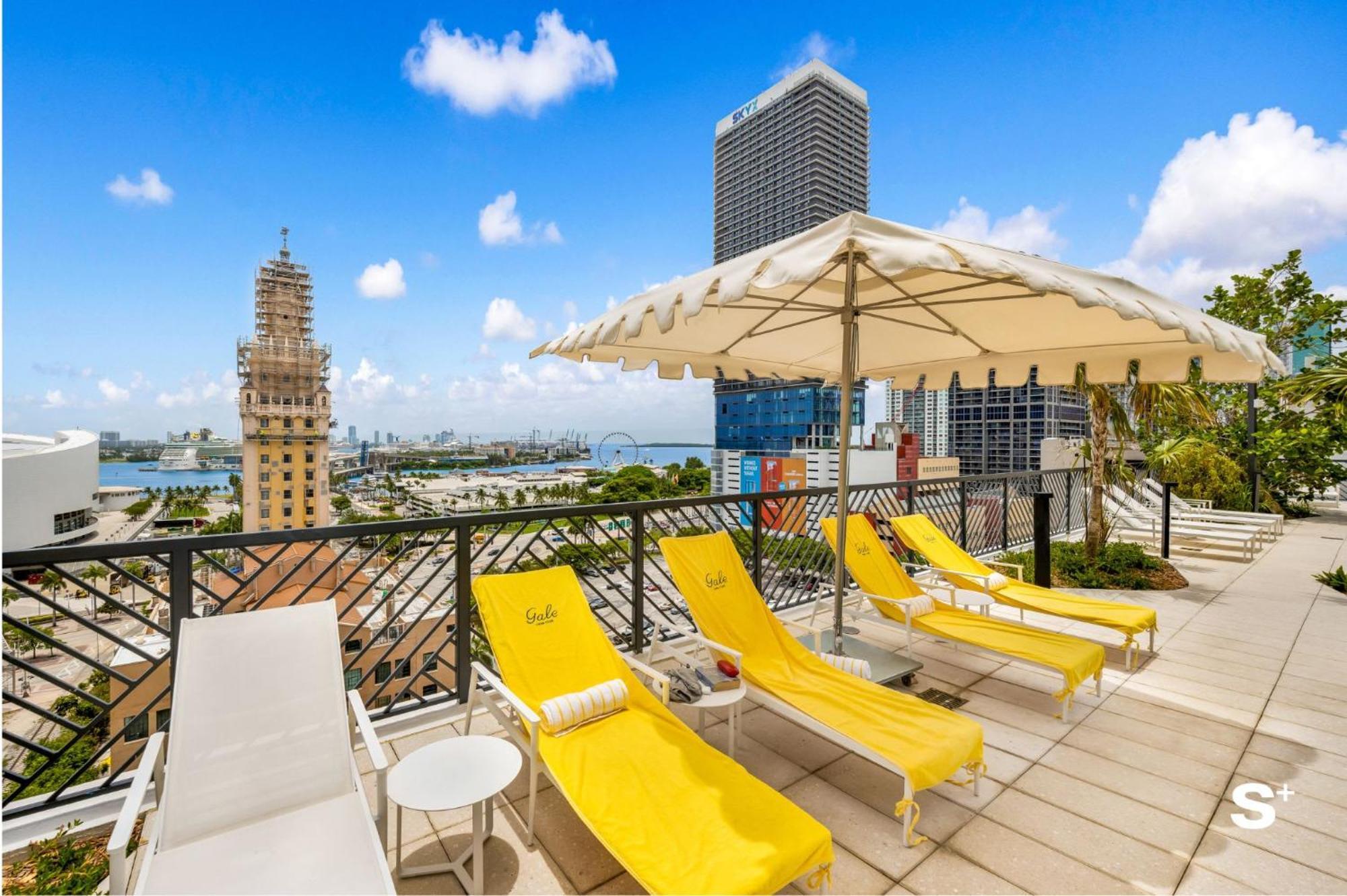 Luxe Retreat Modern 2-br With Water Views