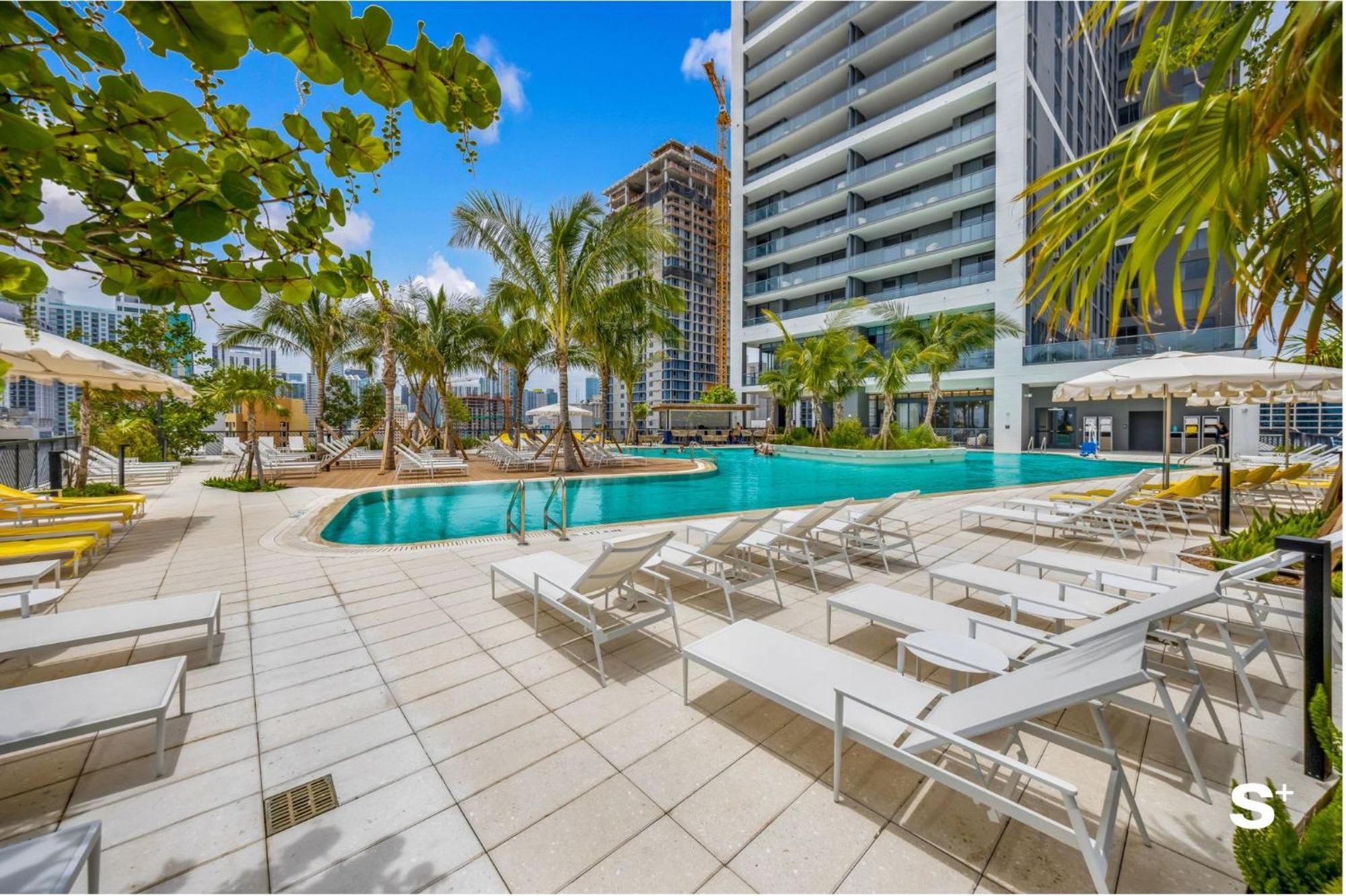 Apartment Luxe Retreat Modern 2-br With Water Views Miami