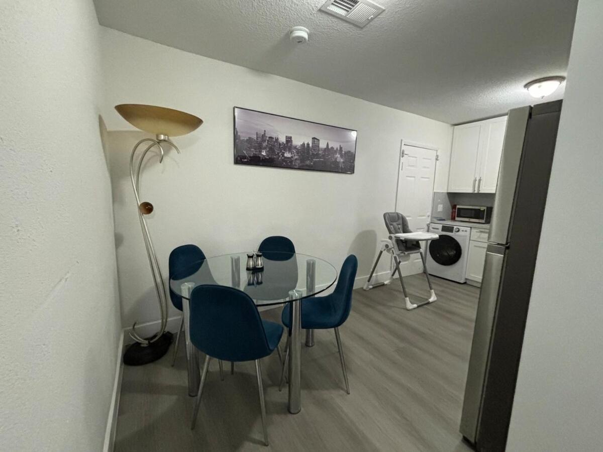 Escape, 3br, Parking, 15 Min To Airport!