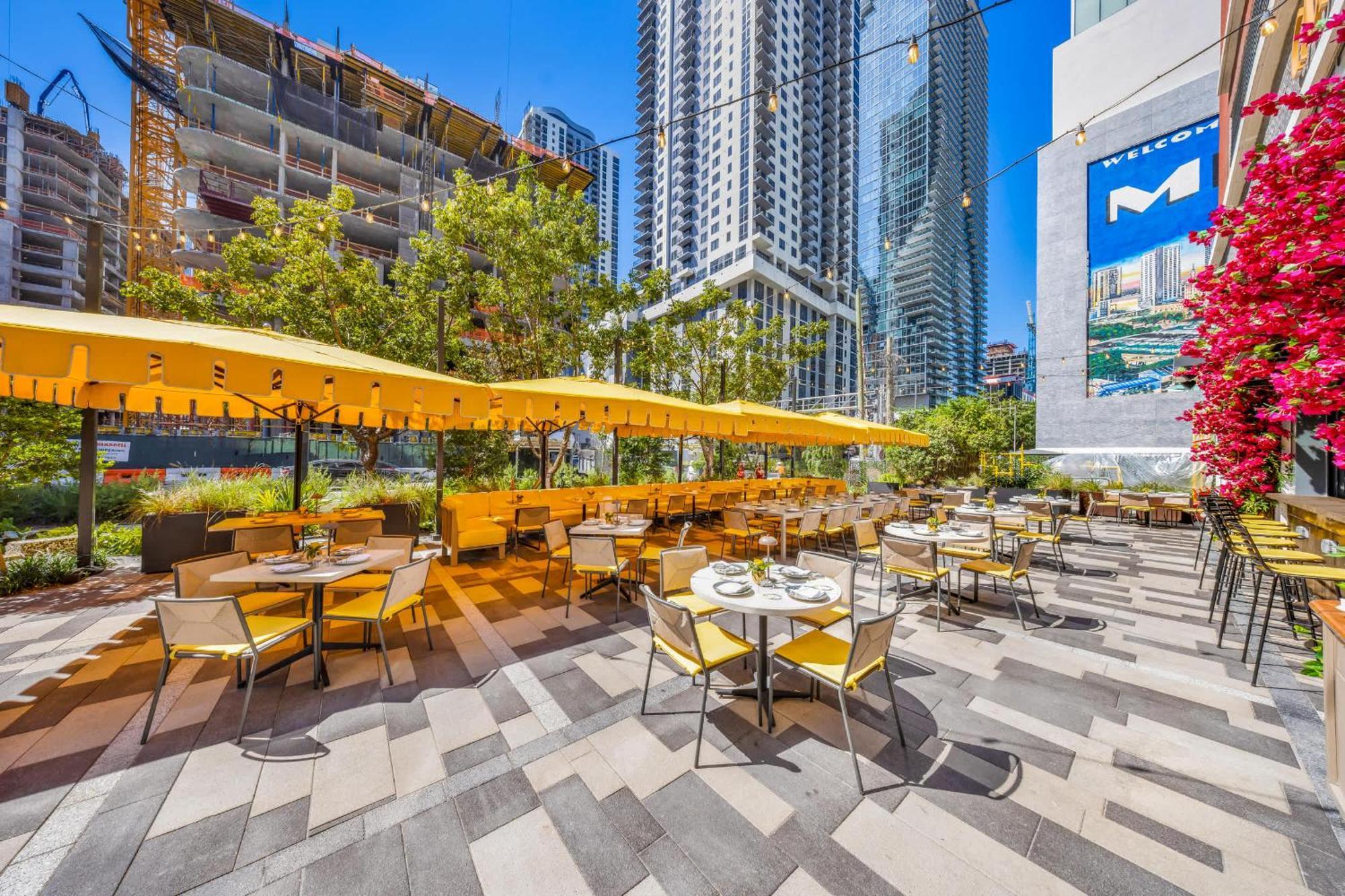 Apartment Sky High Sleek In The Heart Of The Miami