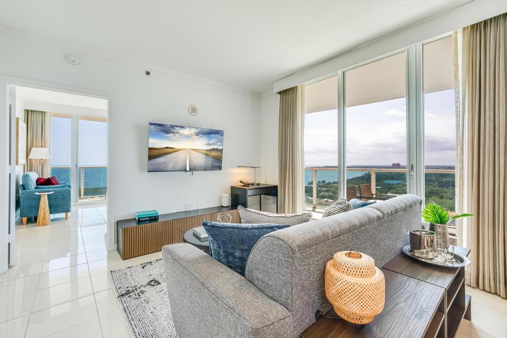 2 Bedroom Bay View Beauty In Coconut Grove- Parking For 2 Cars Included!