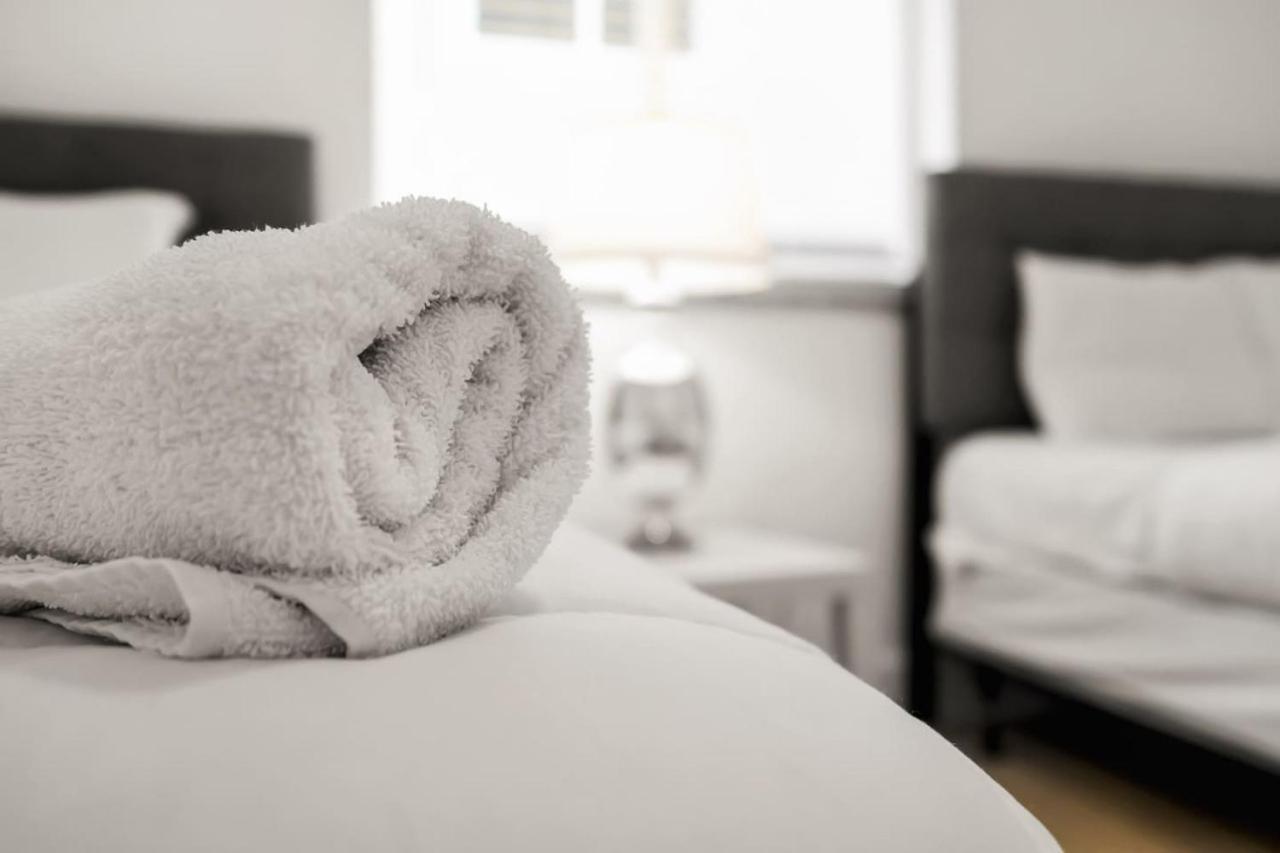 Comfy 2br On 8th Street Enjoy Latin Life Apartment