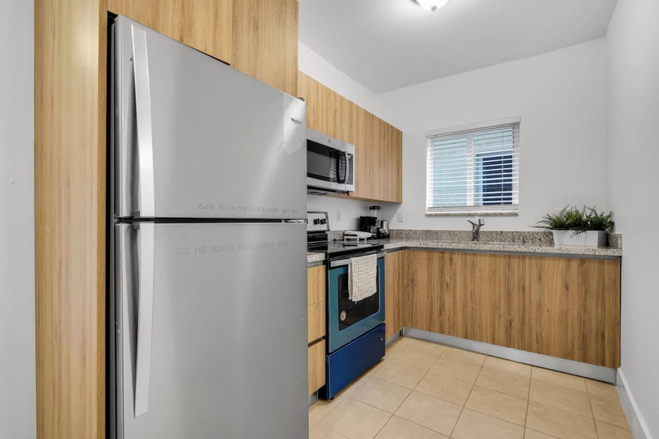 Comfy 2br On 8th Street Enjoy Latin Life Apartment