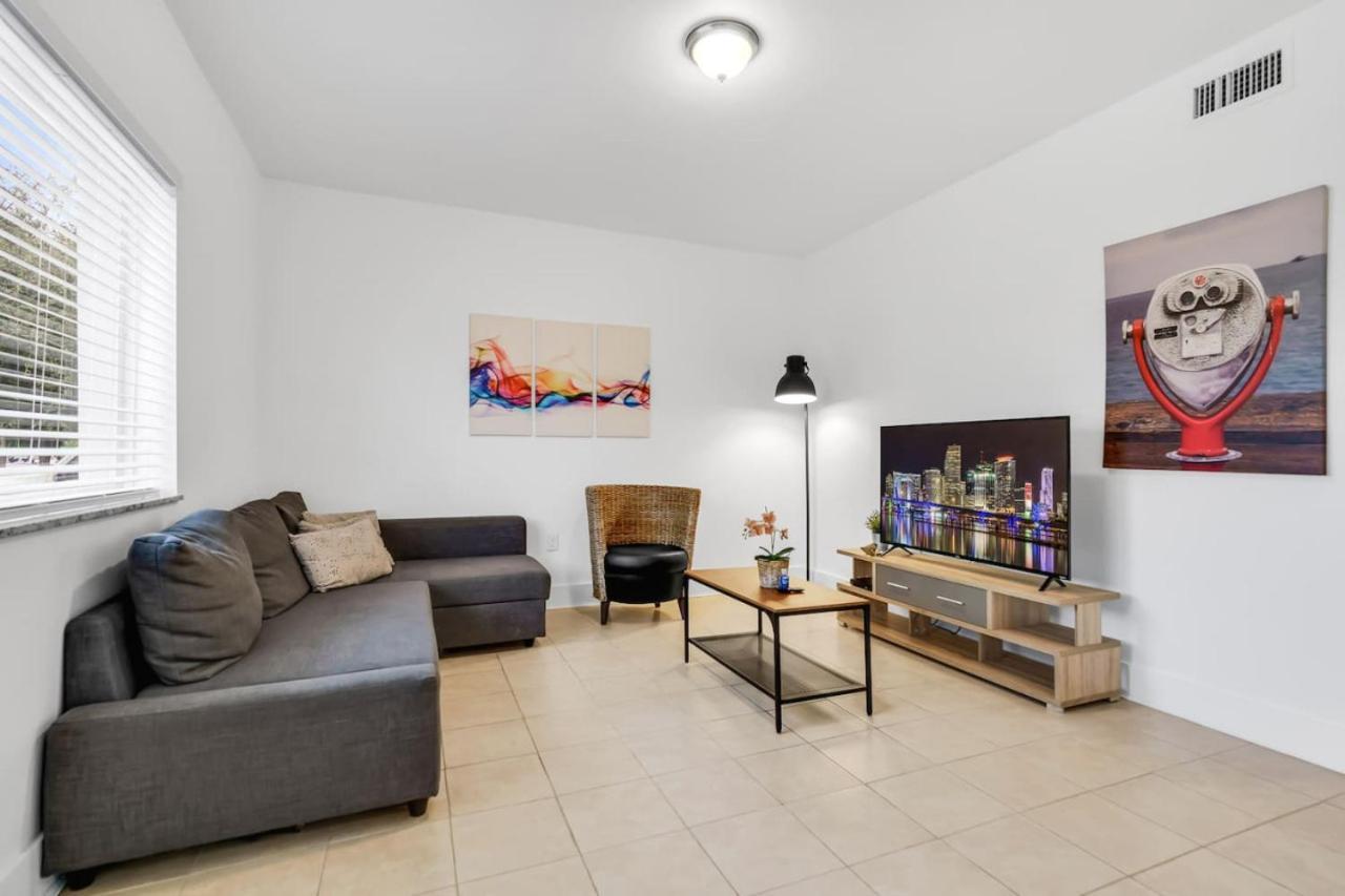 Comfy 2br On 8th Street Enjoy Latin Life Miami