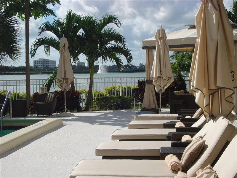 Pullman Miami Airport Hotel 4*